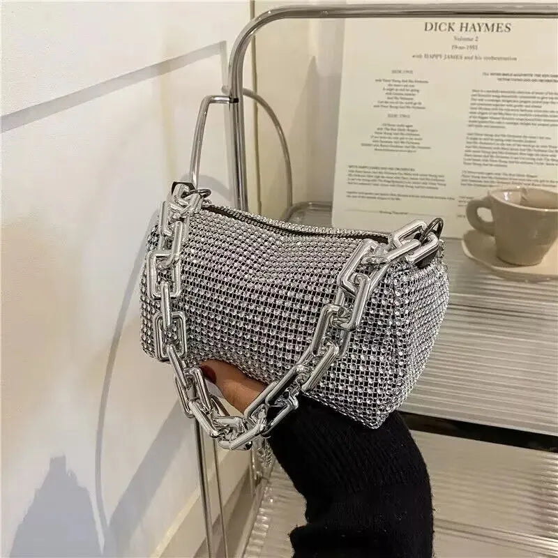 Bolso Cubo con Pedrería y Cadena Brillante – Mini Cartera Cruzada para Mujer